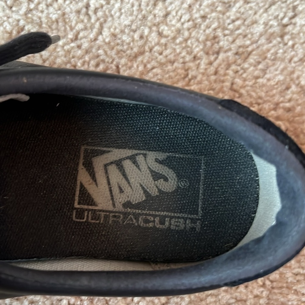 Vans Ultra Cush Leather Sneakers - Picture 5 of 6
